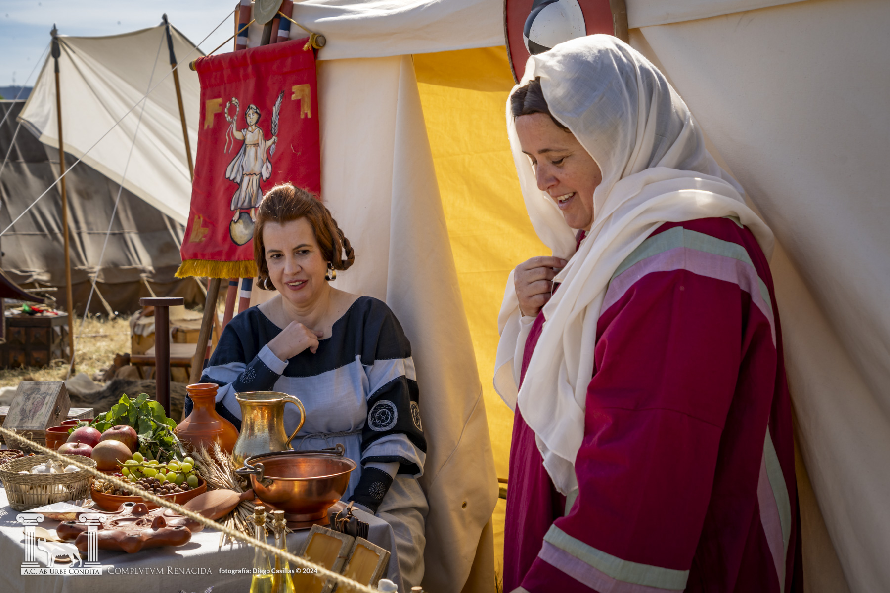 Fotografía de recreadores en Complutum Renacida